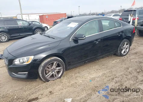 2015 Volvo S60 Premier z USA, uszkodzony, nr VIN YV1612TK0F2352874